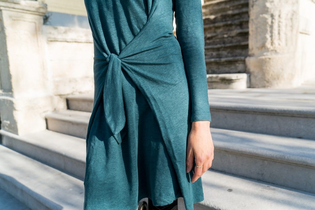 Pourquoi porter des vêtements en lin, en été mais aussi en hiver ? La Révolution Textile, marque de mode femme éco-responsable. Mademoiselle Coccinelle, blog mode éthique.
